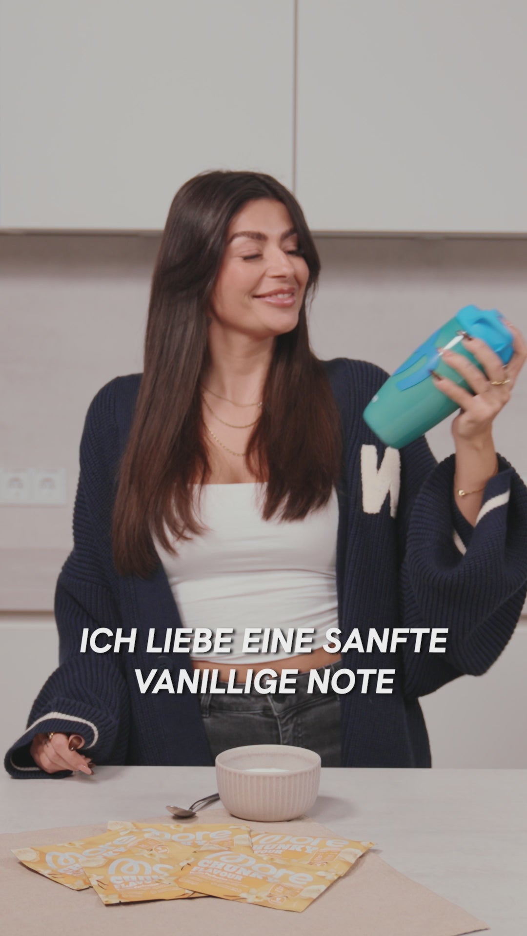 Carica il video: 