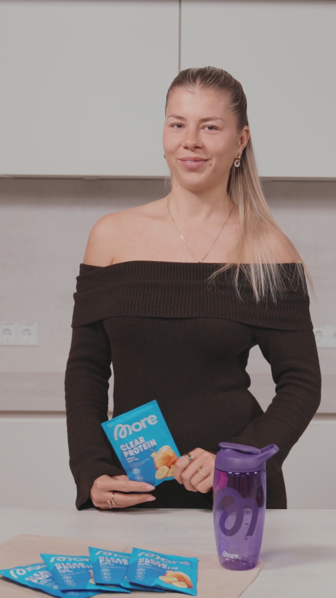 Carica il video: 